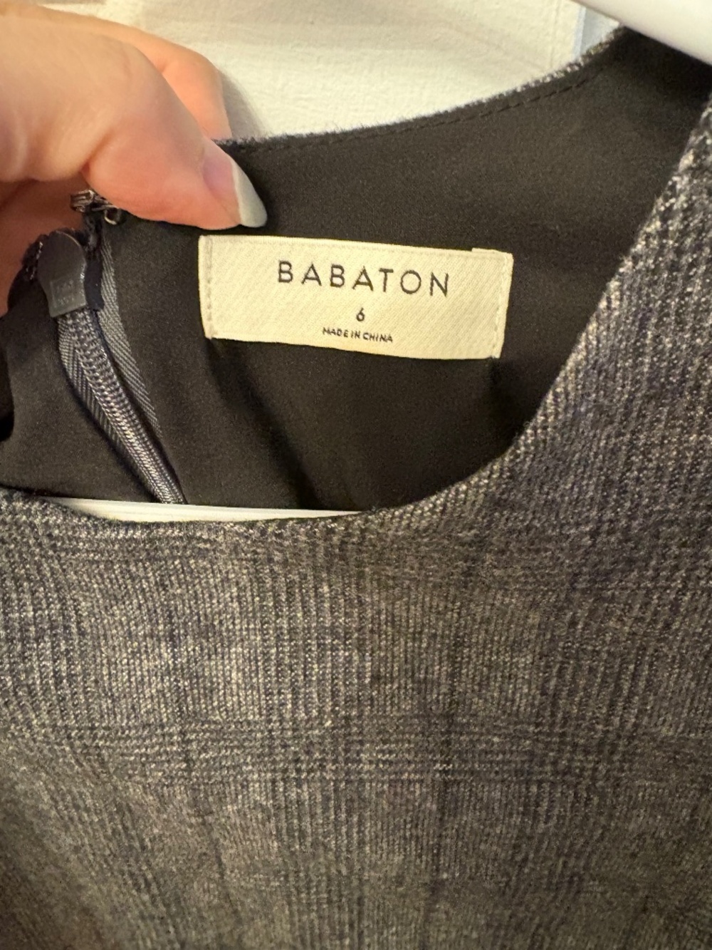 Babaton size 6 wool dress